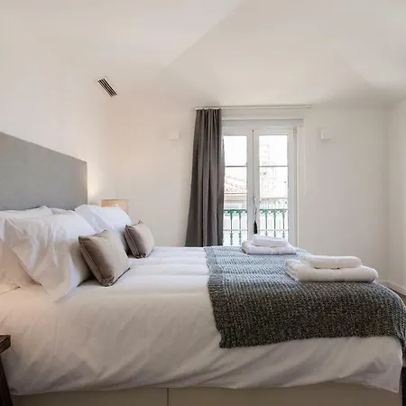 Chiado River View Deluxe Lisbon