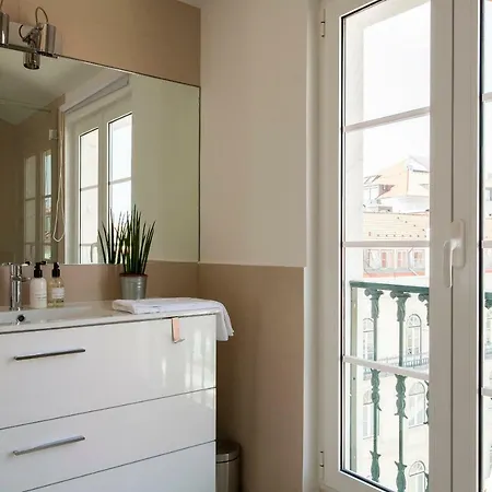 Lägenhet Chiado River View Deluxe *