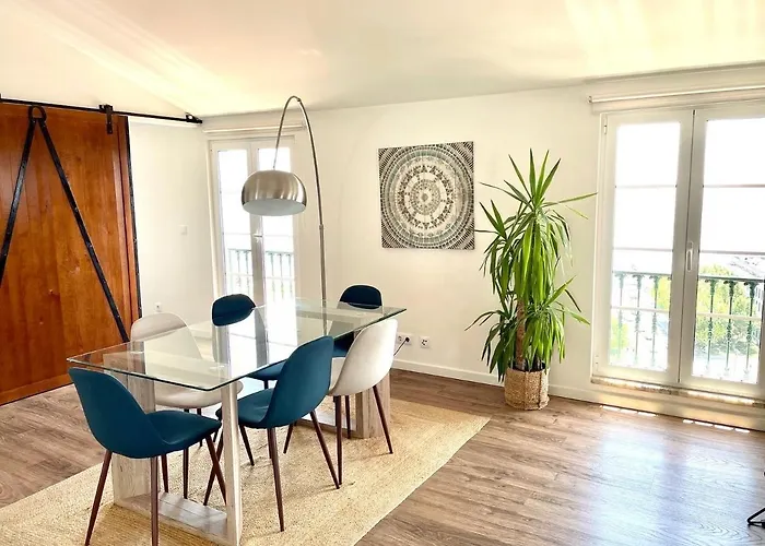 Chiado River View Deluxe Appartement *